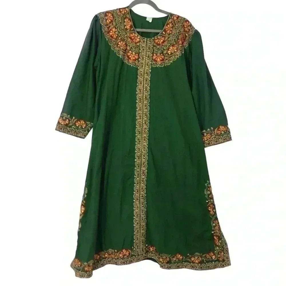 VINTAGE GREEN MOROCCAN EMBROIDERED CAFTAN KAFTAN DRESS OSFM BOHO FESTIVAL